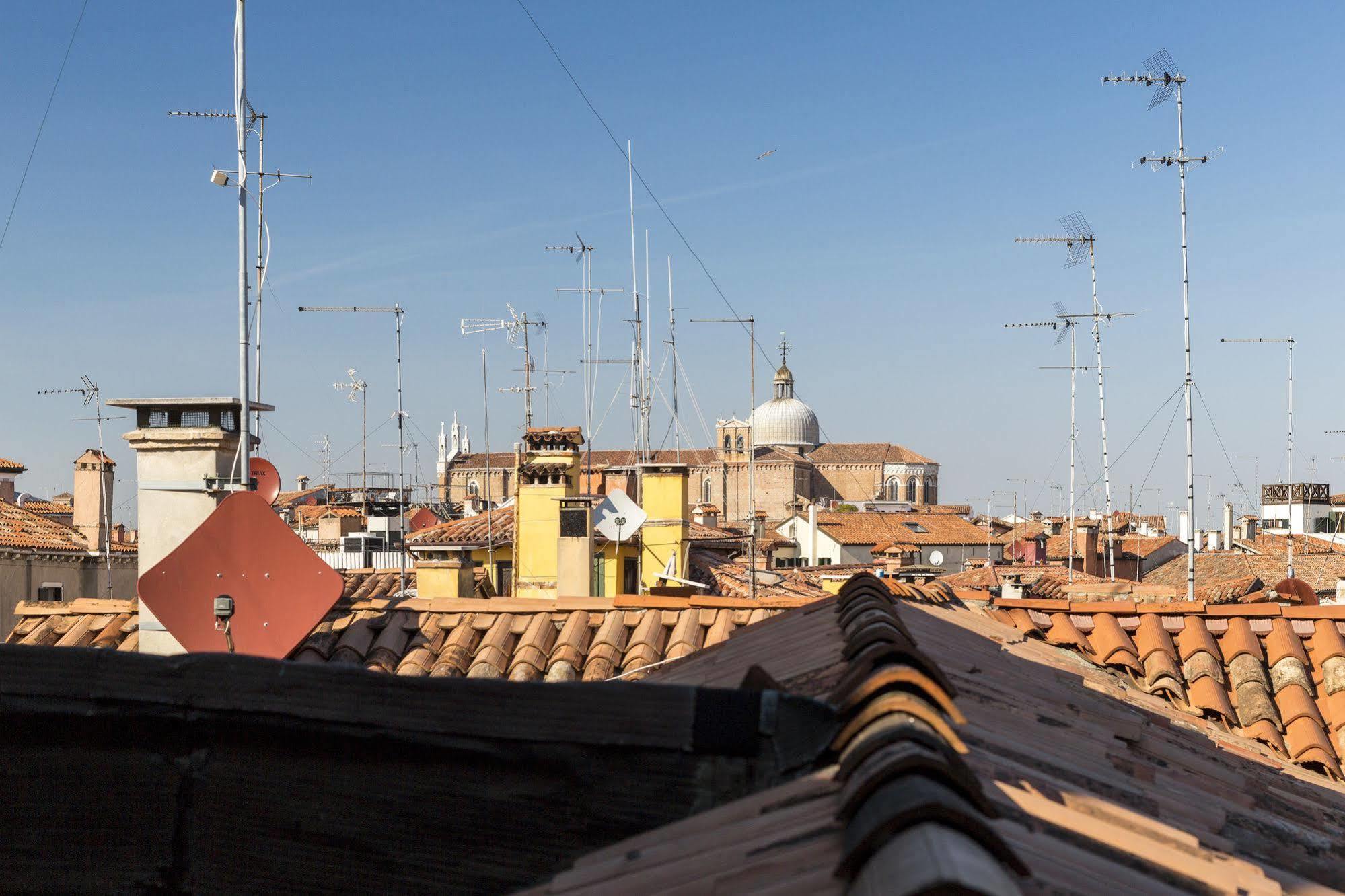 Elegant Terrace Apartment Near Piazza San Marco Last Floor No Lift Венеция Экстерьер фото